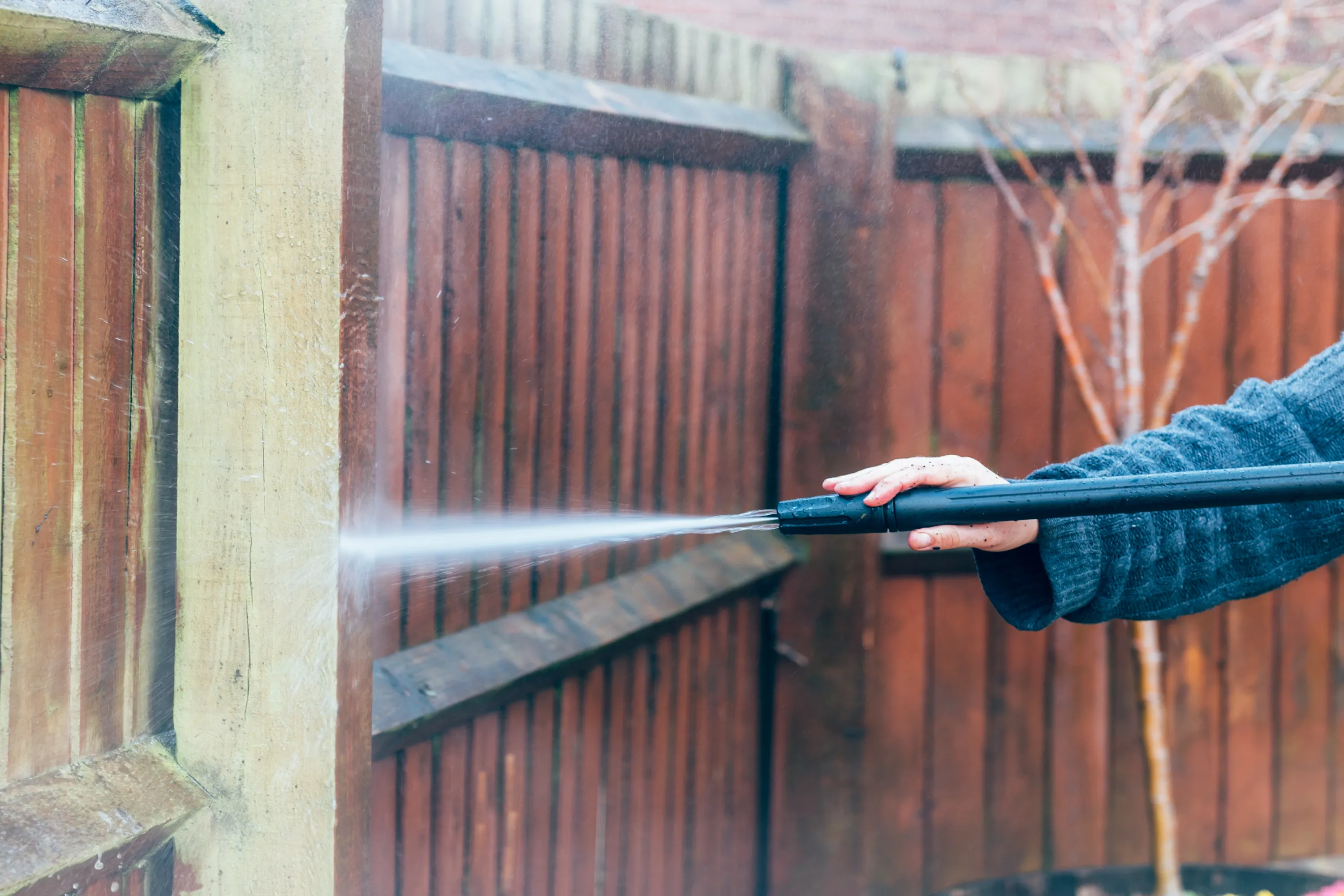power wash service for wood fence